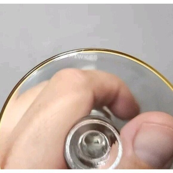 Vintage Gold-Rimmed Glass Coupe Set - Picture 5 of 5